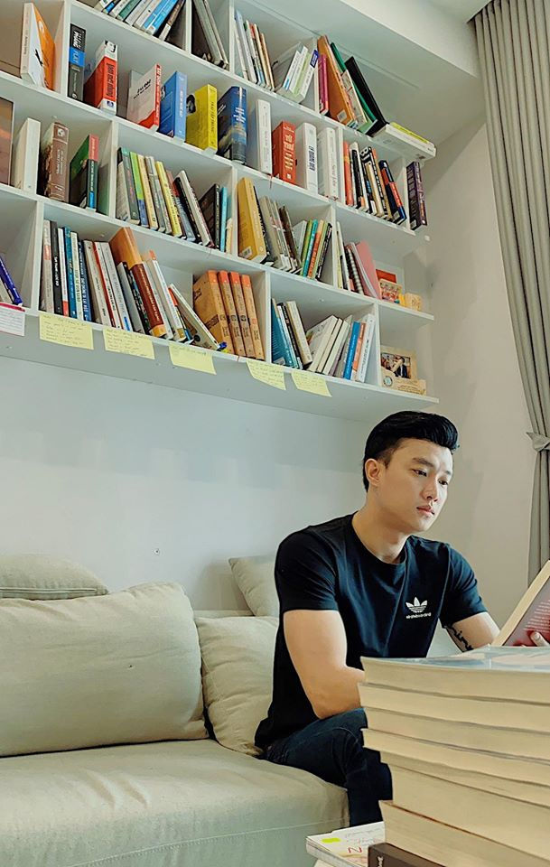 Tin sao Việt 29/3: Sơn Tùng khiến fan mong chờ bài hát mới