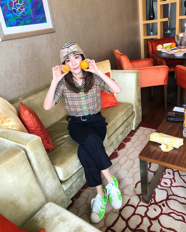 Taeyeon, Dara và loạt sao nữ Kbiz tuy lùn nhưng vẫn ùn ùn người theo