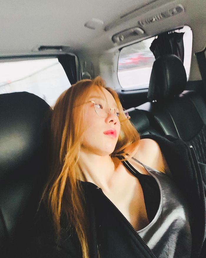 Taeyeon tung loạt ảnh mới xinh như hoa, CĐM: Nữ hoàng comeback rồi