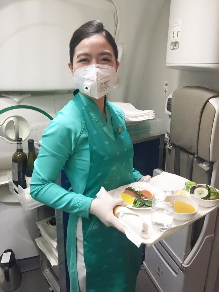 Tâm thư xúc động của nữ tiếp viên trưởng hãng hàng không lớn