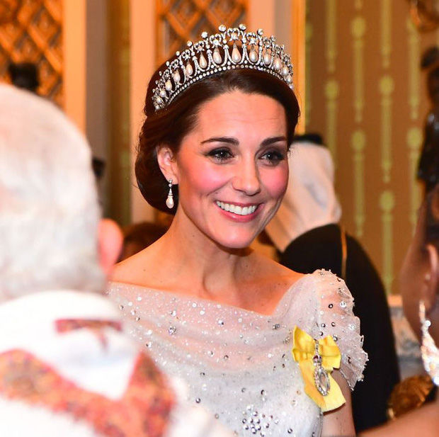 Thái tử Charles chuẩn bị lên kế vị ngai vàng từ Nữ hoàng Elizabeth