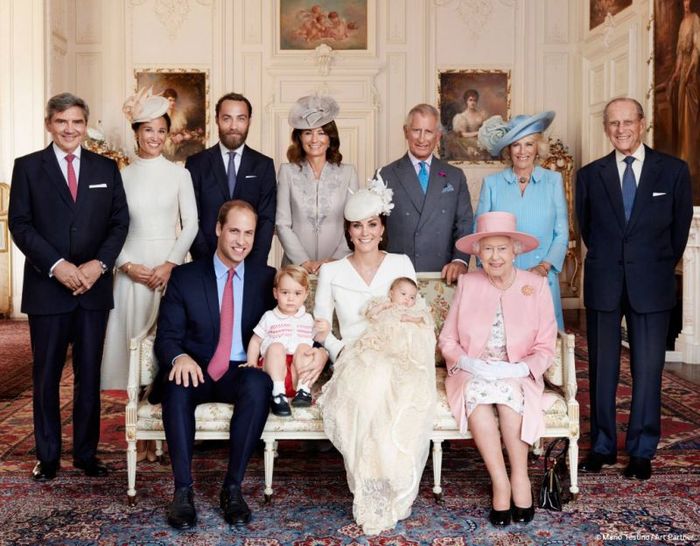 Thái tử Charles chuẩn bị lên kế vị ngai vàng từ Nữ hoàng Elizabeth