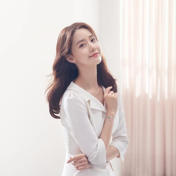Tình đầu quốc dân “đụng hàng”: Ye Jin, Yoona toát lên đẳng cấp sắc vóc