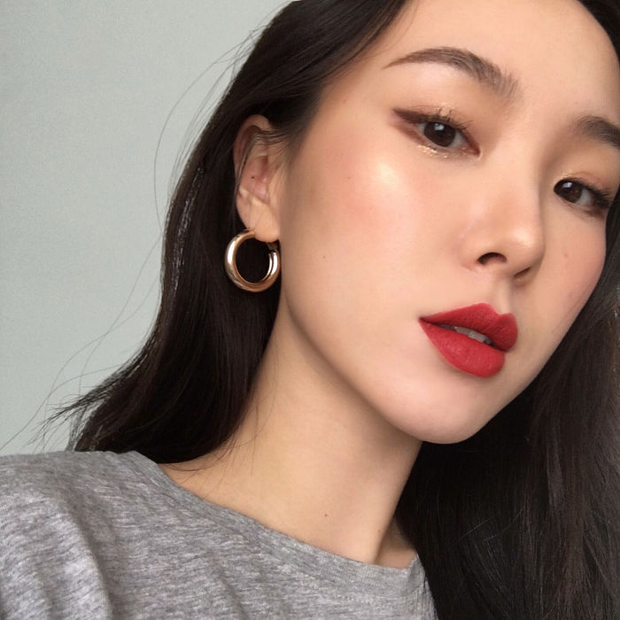 Top 4 màu son thu hút phái mạnh: Màu nude tôn lên vẻ đẹp tiềm ẩn