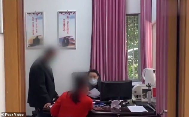 TQ: Tỉ lệ ly hôn tăng vì các cặp đôi ở bên nhau quá lâu do Covid-19