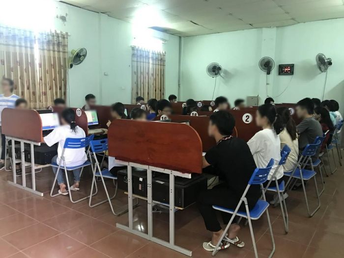 Từ tháng 4 bắt đầu dùng bộ 600 câu hỏi khi học bằng lái xe