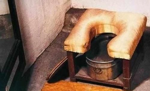 4 thứ mà phụ nữ xưa nhất quyết không lộ để thể hiện sự trong trắng