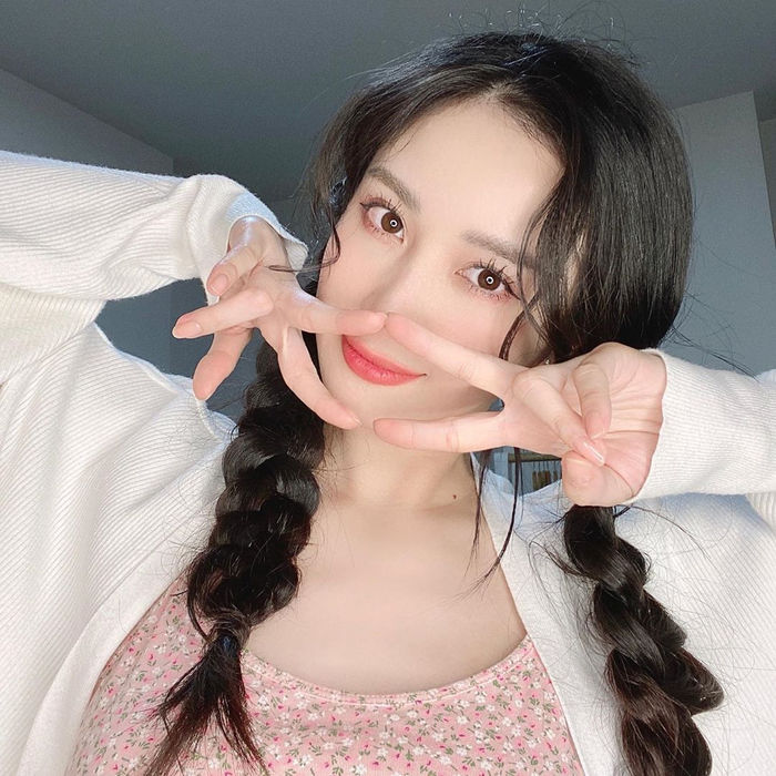 Ảnh sao Việt 3/4: Con gái Đoan Trang 6 tuổi đã biết makeup, Lệ Quyên đ