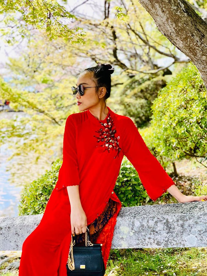 Phạm Hương lộ vòng 2 lớn, Quốc Trường khoe khuôn viên biệt thự 25 tỷ