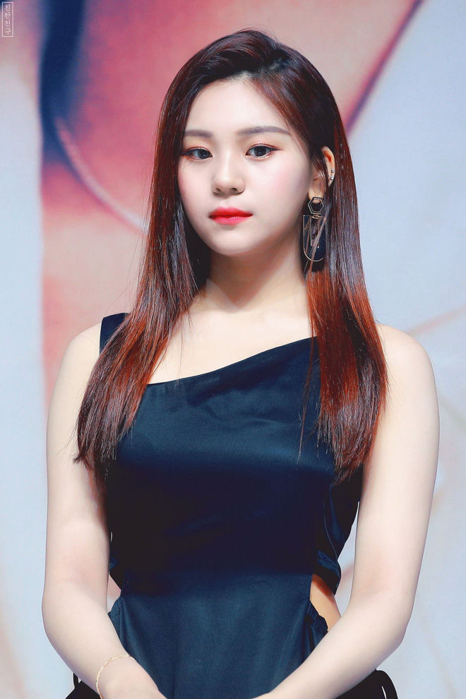 Umji (G-Friend) khiến MXH shock visual