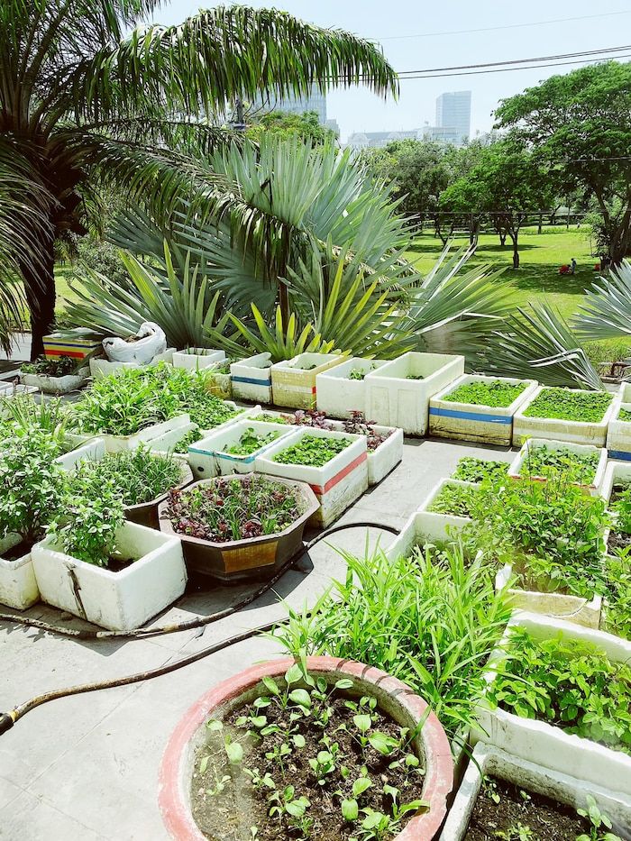 Bảo Thy lần đầu khoe biệt thự đẹp như tòa lâu đài của nhà chồng