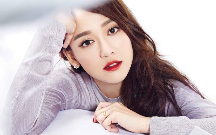 Bạn trai Trần Kiều Ân gây ngưỡng mộ vì vừa giàu, vừa đẹp lại ga lăng