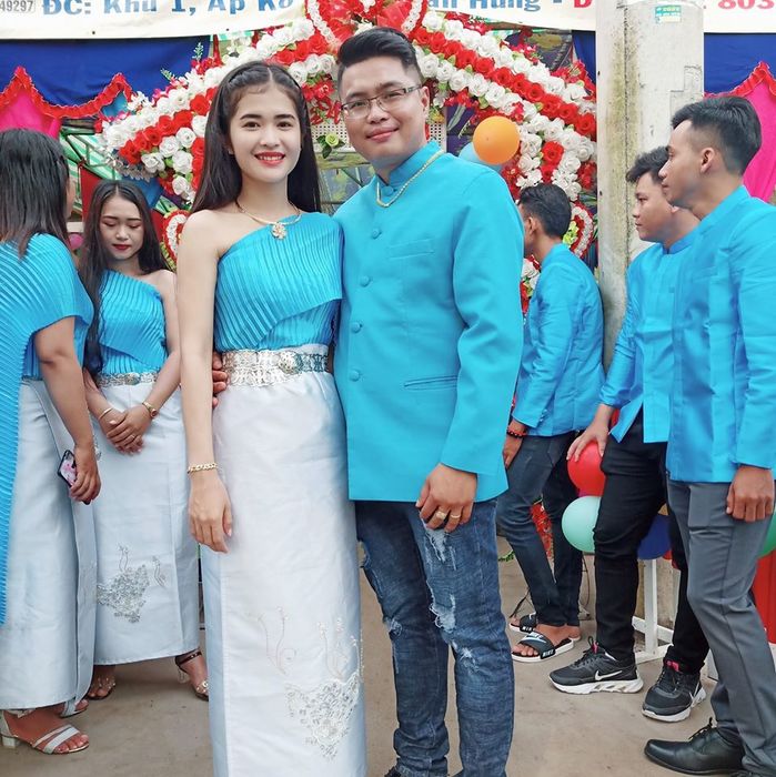 Cô dâu Khmer xinh đẹp sau 2 năm lấy chồng vẫn ở nhà mẹ đẻ