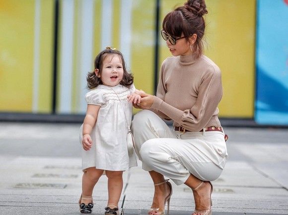 Con gái sao Việt bé tí đã sành điệu