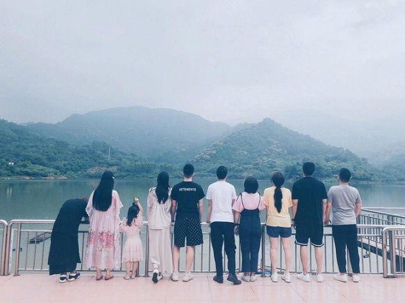 Cuộc sống Trương Hinh Dư thay đổi đến khó tin sau khi lấy quân nhân