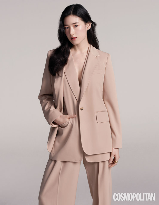 Đọ nhan sắc bộ 3 mỹ nhân Quân vương bất diệt: Kim Go Eun đẹp lạ