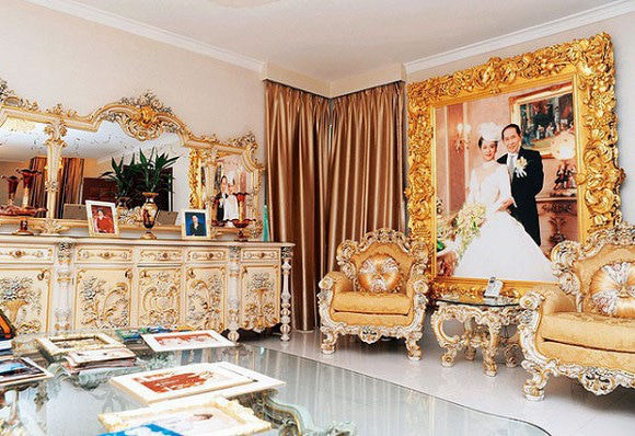 Kê Tinh của Tây Du Ký 1996: Giàu kếch xù, phải chia ca để chăm ba vợ