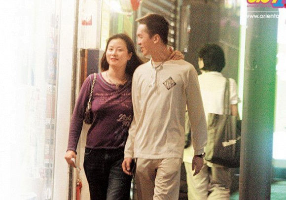 Kê Tinh của Tây Du Ký 1996: Giàu kếch xù, phải chia ca để chăm ba vợ