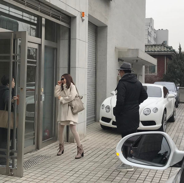 Kim Tae Hee lần đầu kể chuyện làm vợ, làm mẹ sau 3 năm cưới Bi Rain
