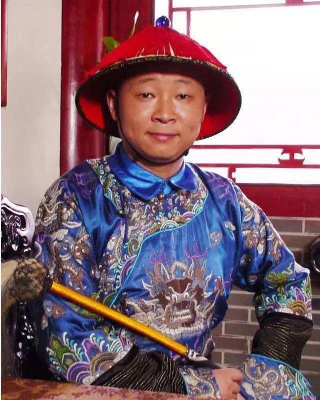 Sao nam Khang Hy vi hành bỏ nghề, về quê nuôi gà thành triệu phú