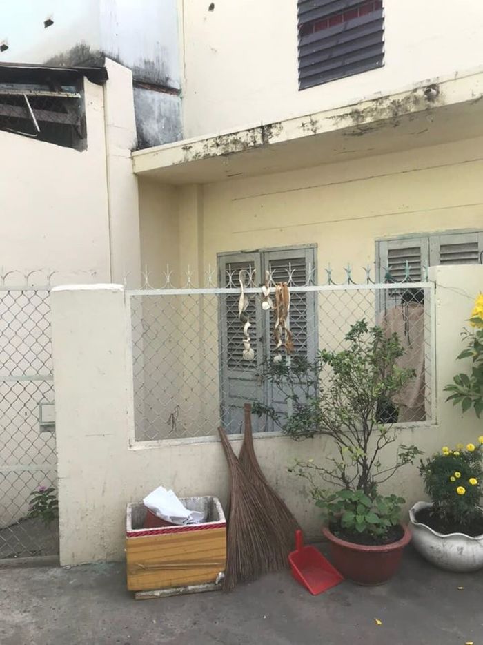 Hô biến ngôi nhà 17m² thành nhà 2 tầng mang phong cách Santorini