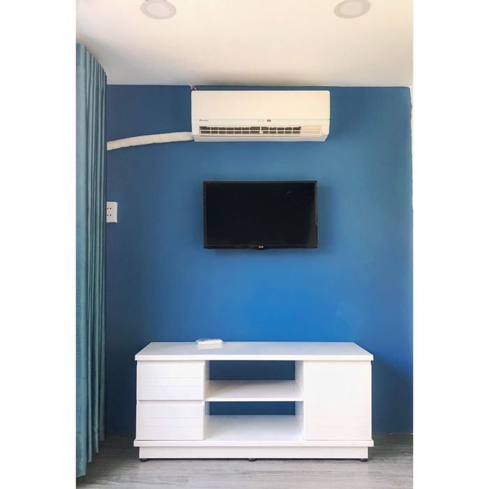 Hô biến ngôi nhà 17m² thành nhà 2 tầng mang phong cách Santorini