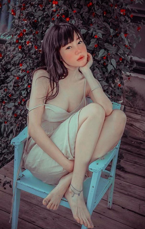 Hà Hồ - Kim Lý tái xuất giữa tin mang thai, Nhã Phương khoe eo thon