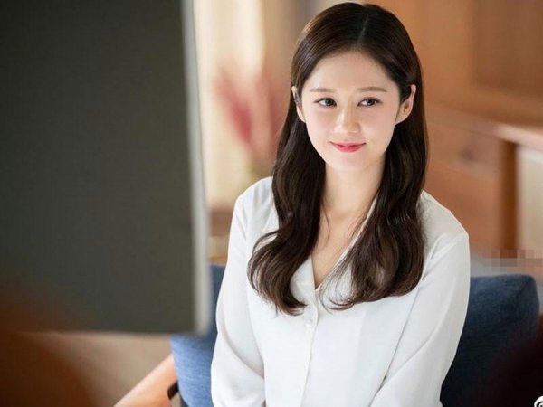 Jang Nara sụp đổ sự nghiệp vì sự cố vạ miệng