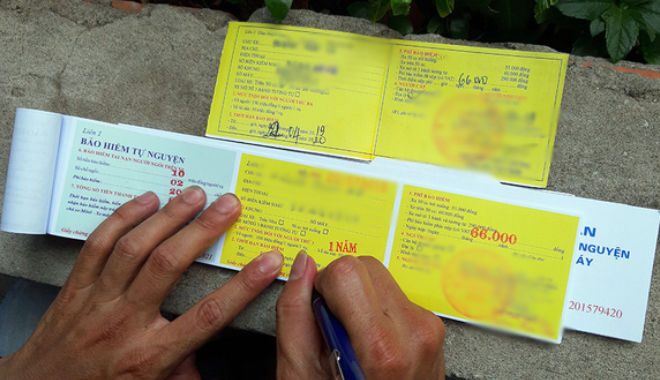 Mua bảo hiểm xe máy thì dễ nhưng khi đòi quyền lợi thì 1001 thủ tục