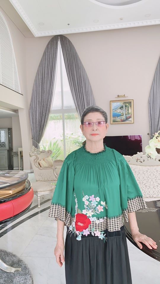 Ảnh chụp 3 thế hệ nhà HH Giáng My khiến CDM phát sốt: Đẹp cực phẩm
