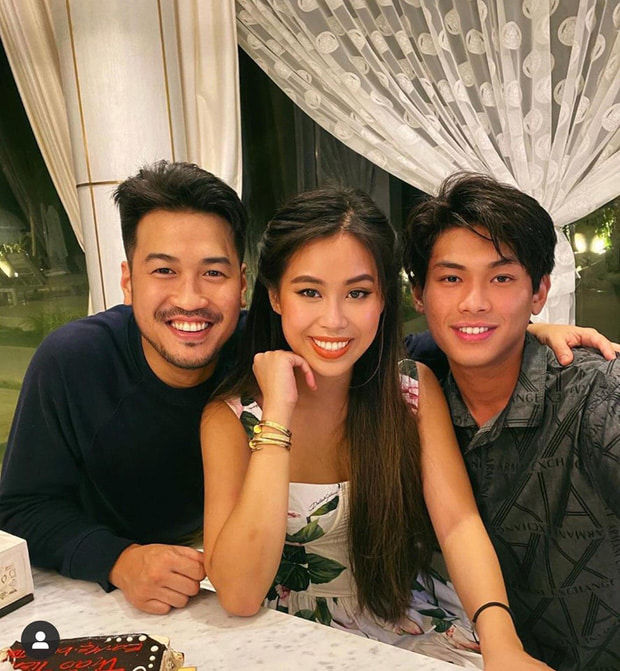 Anh em rich kid Tiên Nguyễn khoe nhan sắc cực phẩm, Elly Trần gợi cảm