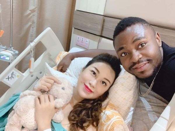 Hành trình làm chồng và cha đầy gian nan của chàng Nigeria lấy vợ Việt