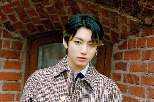 Jungkook (BTS) vướng vận đen: Tụ tập mùa dịch, lái xe gây tai nạn