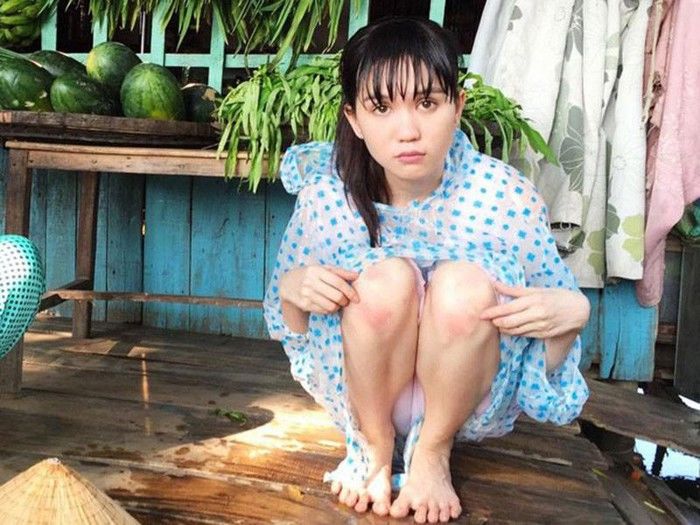 6 khuyết điểm cơ thể mà Ngọc Trinh có đắp tiền núi cũng khó thẩm mỹ
