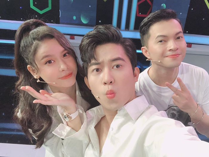 Hà Hồ - Kim Lý tái xuất giữa tin mang thai, Nhã Phương khoe eo thon