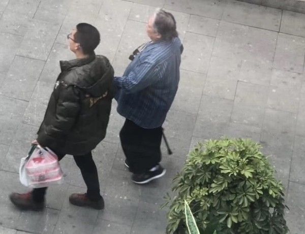 Vua võ thuật Hồng Kim Bảo sút 10kg đến fan cũng khó nhận ra