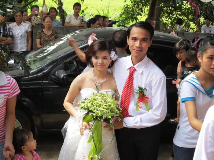 Chuyện tình yêu cảm động của chàng liệt 2 chân và cô gái quen qua mạng