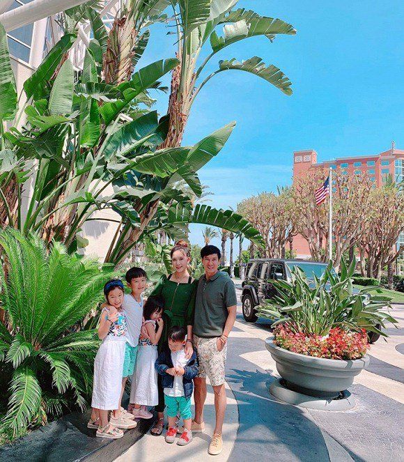 Chung khung hình, Cherry nhà Lý Hải Minh Hà được khen xinh hơn mẹ