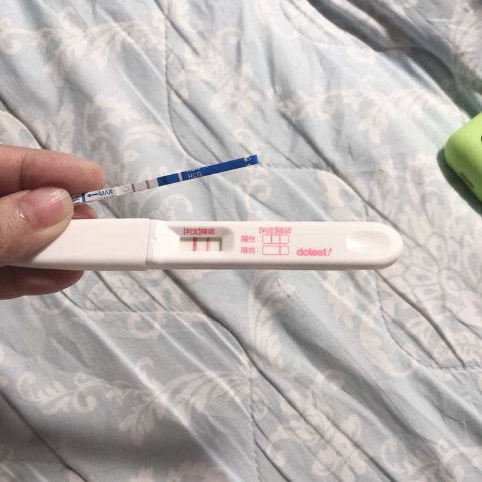Cô gái hoảng hốt khi thấy 2 vạch sau 3 tuần gặp lại người yêu cũ