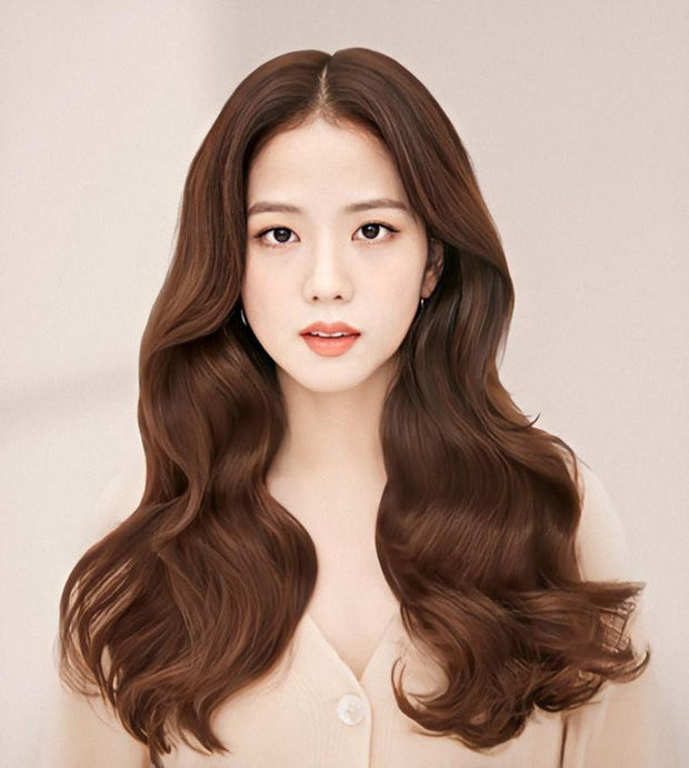 Đọ nhan sắc top 5 mỹ nhân đẹp nhất thế giới 2020: Son Ye Jin xứng đáng