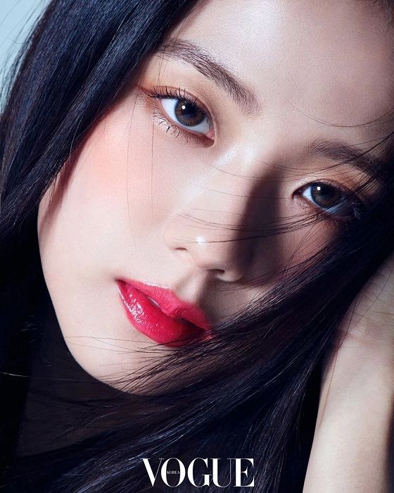 Đọ nhan sắc top 5 mỹ nhân đẹp nhất thế giới 2020: Son Ye Jin xứng đáng