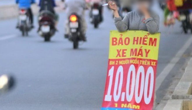 Tại sao có bảo hiểm xe máy 20 nghìn mua ở lề đường vẫn bị phạt?