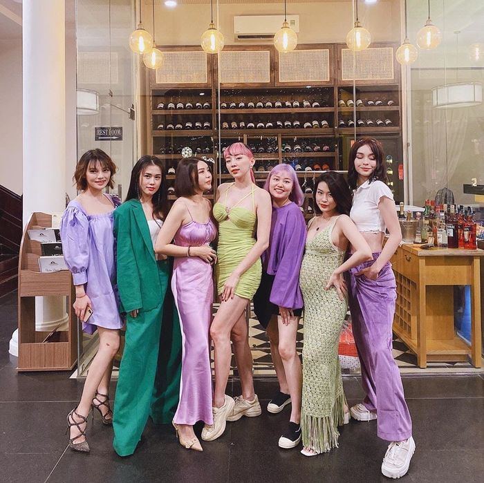 Dress code sinh nhật sao Việt
