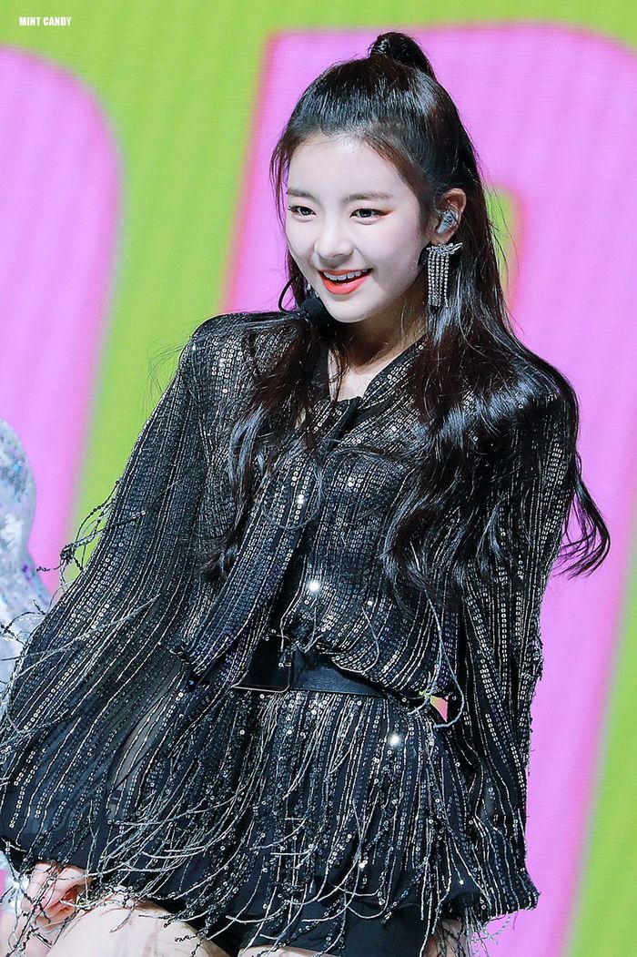Rosé, Miyeon vừa hát hay lại xinh đẹp, bị hiểu nhầm là visual chính
