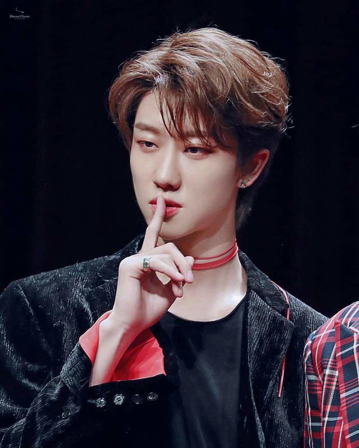 97 line: Nhóm bạn thân hội tụ toàn trai đẹp của làng giải trí xứ Hàn