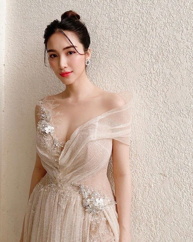 Giải nghệ khi ở đỉnh cao: Hòa Minzy, Phạm Hương vướng tin sinh con