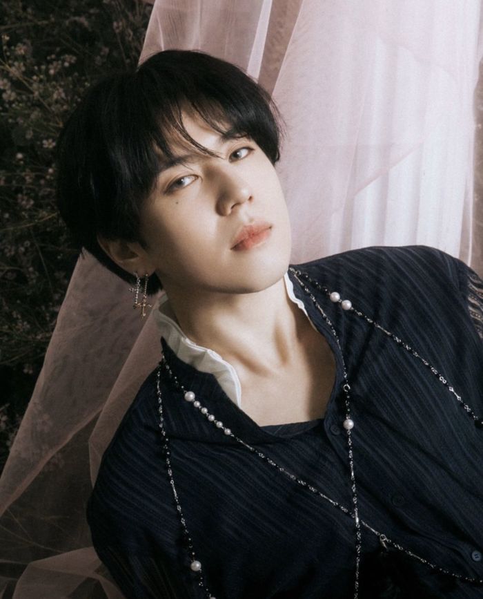 97 line: Nhóm bạn thân hội tụ toàn trai đẹp của làng giải trí xứ Hàn