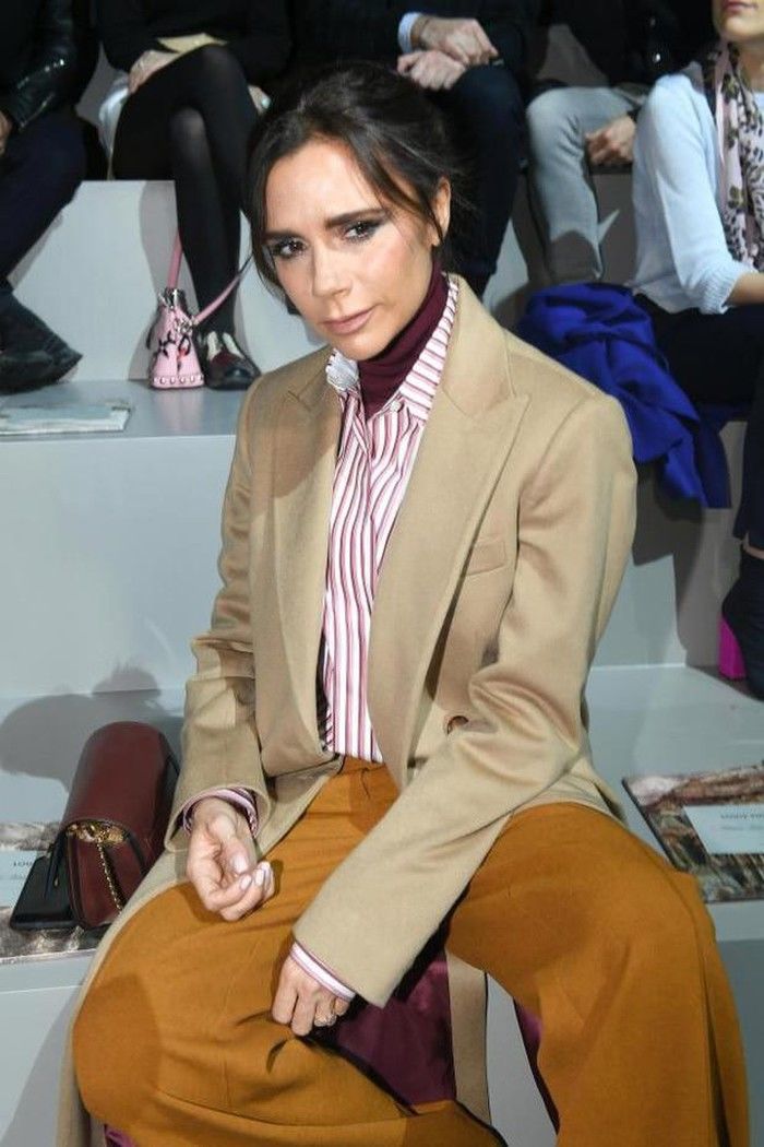 Hót hòn họt style diện suit nam tính: Victoria Bekham sang trọng