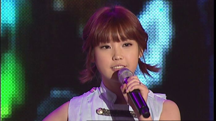 IU: Từ hoạ mi Kpop cho đến nữ diễn viên sánh ngang với Son Ye Jin
