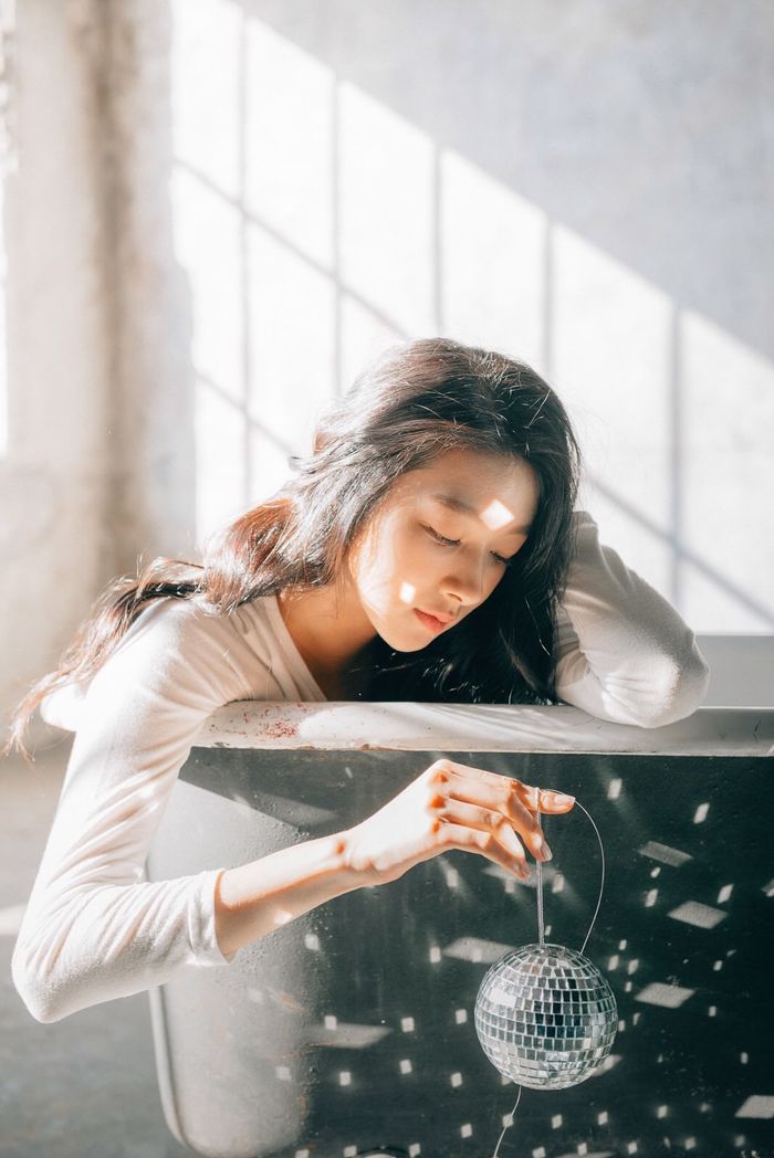 Có kiểu con gái: Thà bỏ lỡ người mình thích chứ không chủ động ngỏ lời